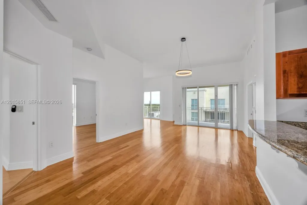 7275 SW 90th Street Miami FL 33156