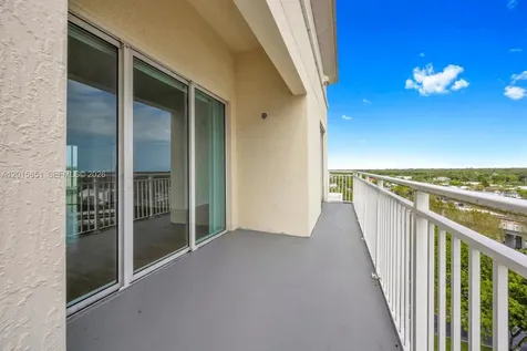 7275 SW 90th Street Miami FL 33156