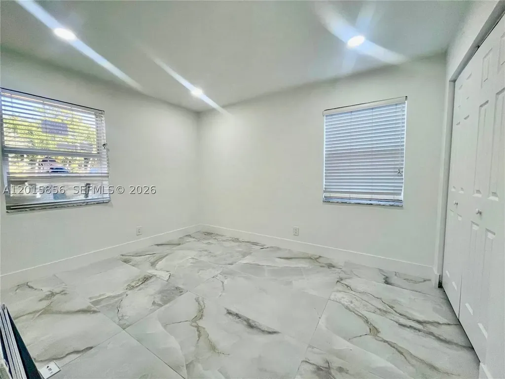 1649 NE 8th Avenue Fort Lauderdale FL 33305