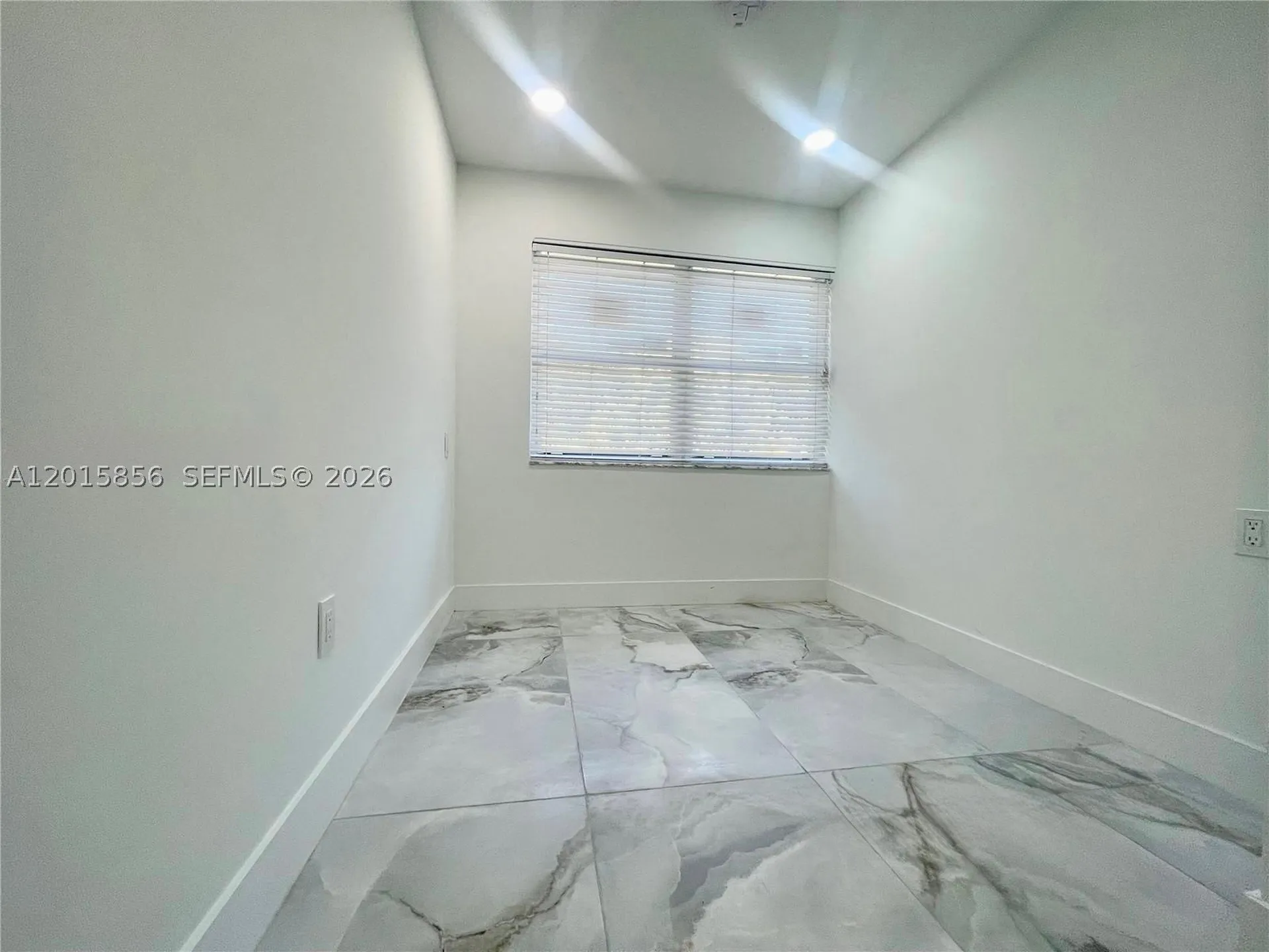 1649 NE 8th Avenue Fort Lauderdale FL 33305