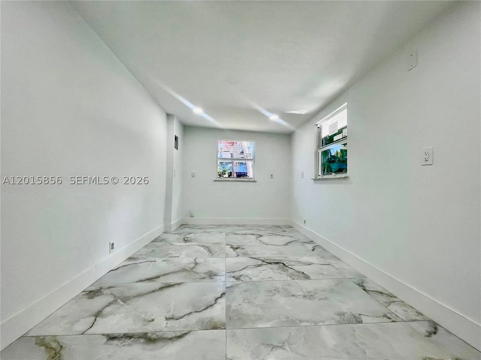 1649 NE 8th Avenue Fort Lauderdale FL 33305