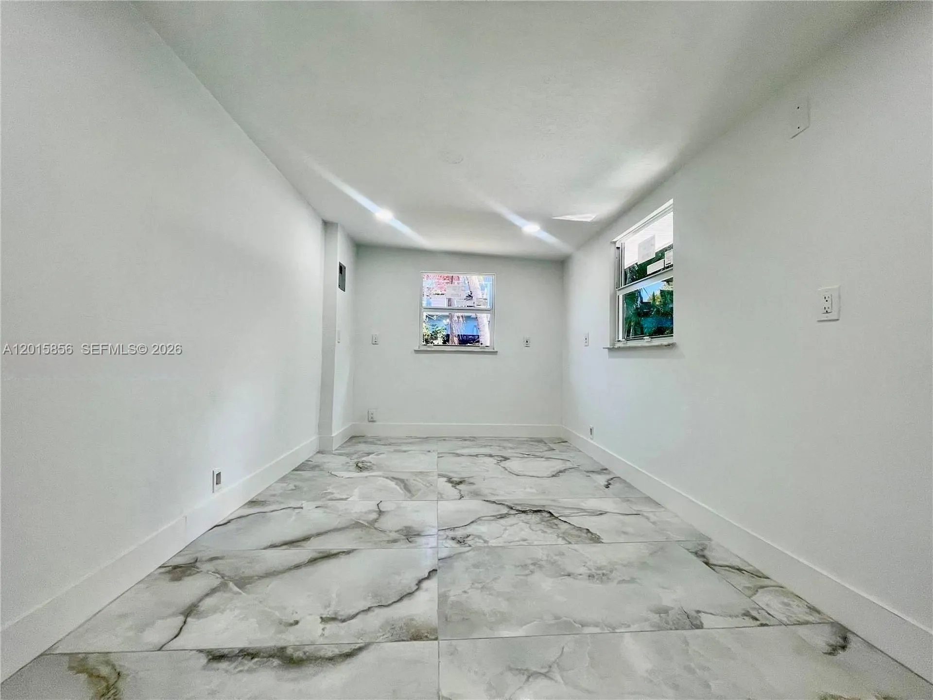 1649 NE 8th Avenue Fort Lauderdale FL 33305