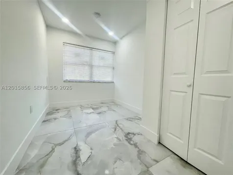 1649 NE 8th Avenue Fort Lauderdale FL 33305