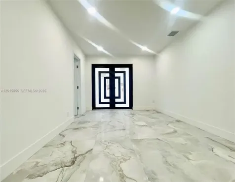 1649 NE 8th Avenue Fort Lauderdale FL 33305