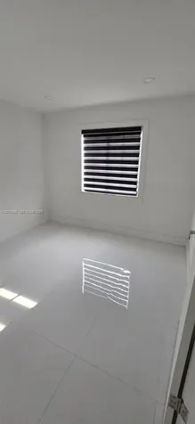 2461 W 76th Street Hialeah FL 33016