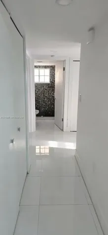 2461 W 76th Street Hialeah FL 33016