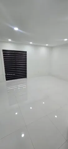 2461 W 76th Street Hialeah FL 33016