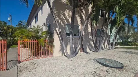 615 82nd Street Miami Beach FL 33141