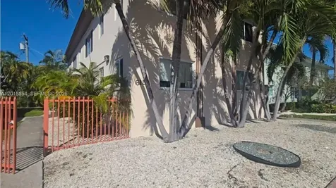 615 82nd Street Miami Beach FL 33141