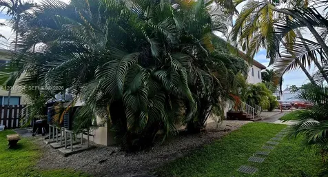 615 82nd Street Miami Beach FL 33141