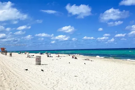 615 82nd Street Miami Beach FL 33141