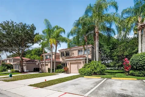 1603 W Harmony Lake Circle Davie FL 33324
