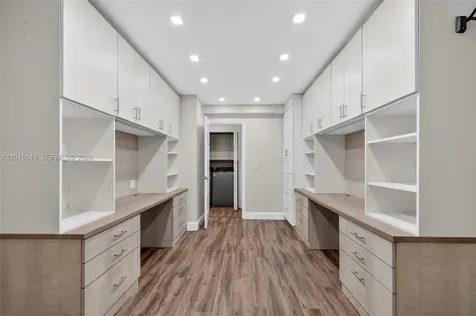 1603 W Harmony Lake Circle Davie FL 33324