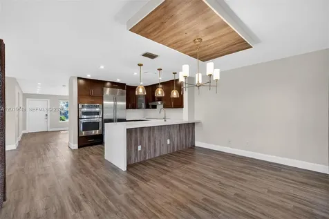 1603 W Harmony Lake Circle Davie FL 33324
