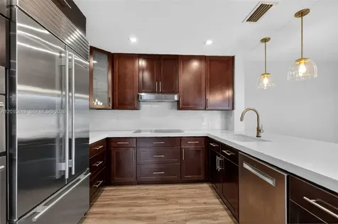 1603 W Harmony Lake Circle Davie FL 33324