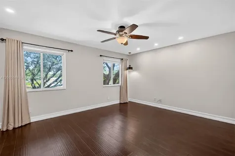 1603 W Harmony Lake Circle Davie FL 33324