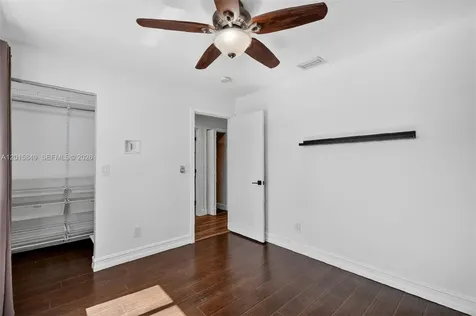 1603 W Harmony Lake Circle Davie FL 33324