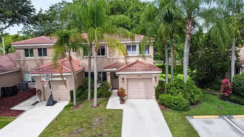 1603 W Harmony Lake Circle Davie FL 33324