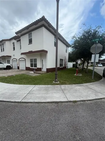 2824 SW 145th Court Miami FL 33175