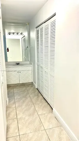 6195 W 18th Avenue Hialeah FL 33012