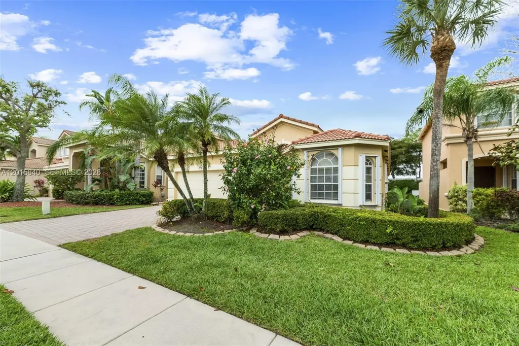 7363 Via Luria Lake Worth FL 33467