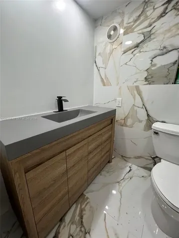 20300 W Country Club Drive Aventura FL 33180