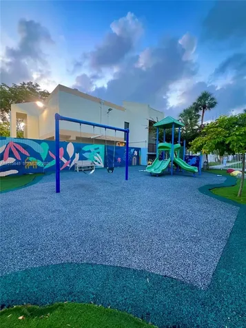 20300 W Country Club Drive Aventura FL 33180