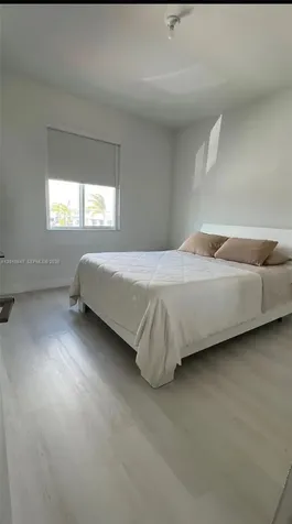 686 SE 13th Court Homestead FL 33034