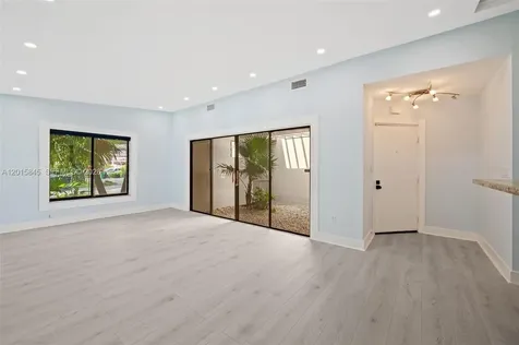 7366 SW 105th Place Miami FL 33173