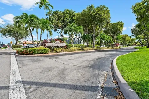 7366 SW 105th Place Miami FL 33173