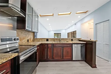 7366 SW 105th Place Miami FL 33173