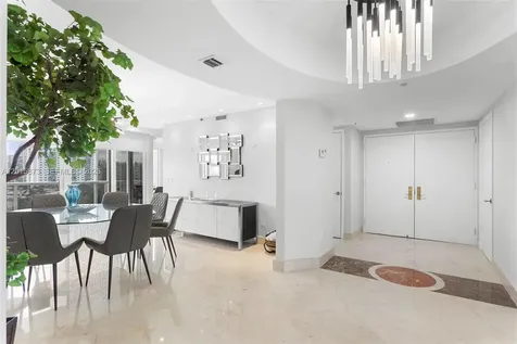 19111 Collins Avenue Sunny Isles Beach FL 33160