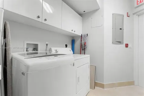 19111 Collins Avenue Sunny Isles Beach FL 33160