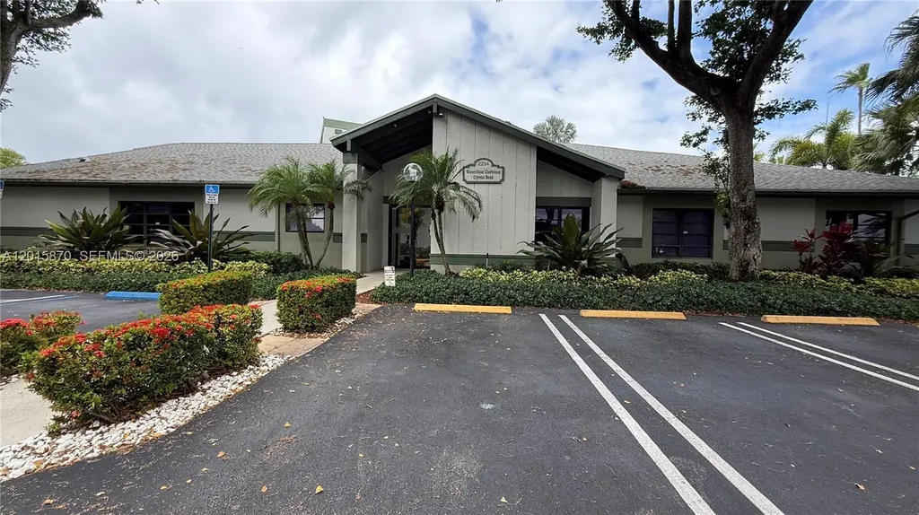 2236 N Cypress Bend Drive Pompano Beach FL 33069