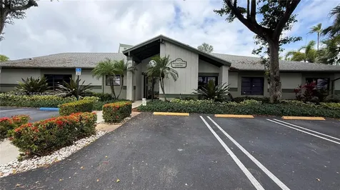 2236 N Cypress Bend Drive Pompano Beach FL 33069