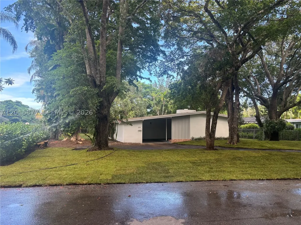 12725 SW 80th Avenue Pinecrest FL 33156