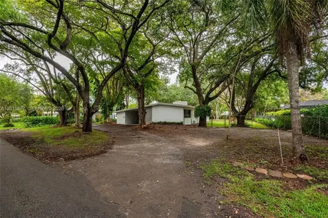 12725 SW 80th Avenue Pinecrest FL 33156