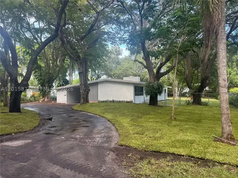 12725 SW 80th Avenue Pinecrest FL 33156