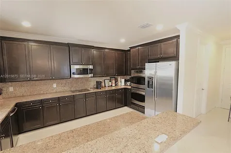 8925 NW 99th Avenue Doral FL 33178