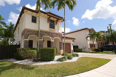 8925 NW 99th Avenue Doral FL 33178