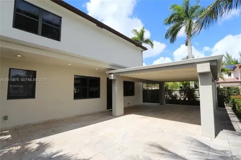 8925 NW 99th Avenue Doral FL 33178