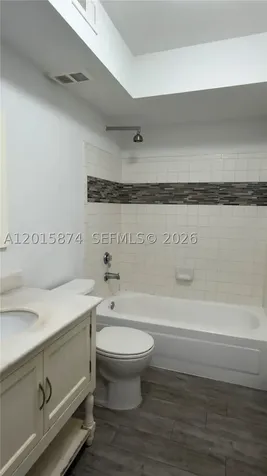 2445 NW 33rd Street Oakland Park FL 33309