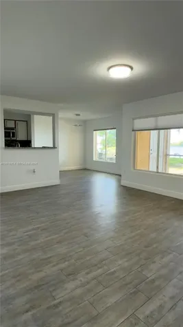 2445 NW 33rd Street Oakland Park FL 33309