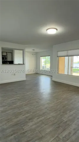 2445 NW 33rd Street Oakland Park FL 33309