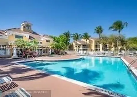 2445 NW 33rd Street Oakland Park FL 33309