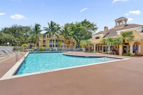 2445 NW 33rd Street Oakland Park FL 33309