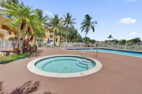 2445 NW 33rd Street Oakland Park FL 33309