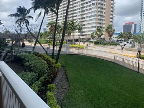 1985 S Ocean Drive Hallandale Beach FL 33009