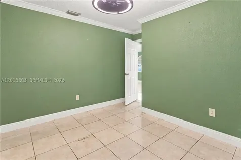 5471 W 27th Court Hialeah FL 33016