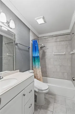 5471 W 27th Court Hialeah FL 33016